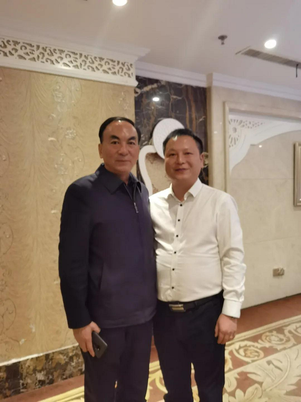 劉黎明董事長(zhǎng)與吳忠市委副書記、政法委書記朱云