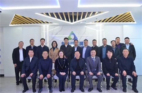 暢敘鄉(xiāng)情鄉(xiāng)誼，共謀未來發(fā)展——株洲市淥口區(qū)李曉彤一行蒞臨九九智能環(huán)?？疾熘笇?dǎo)